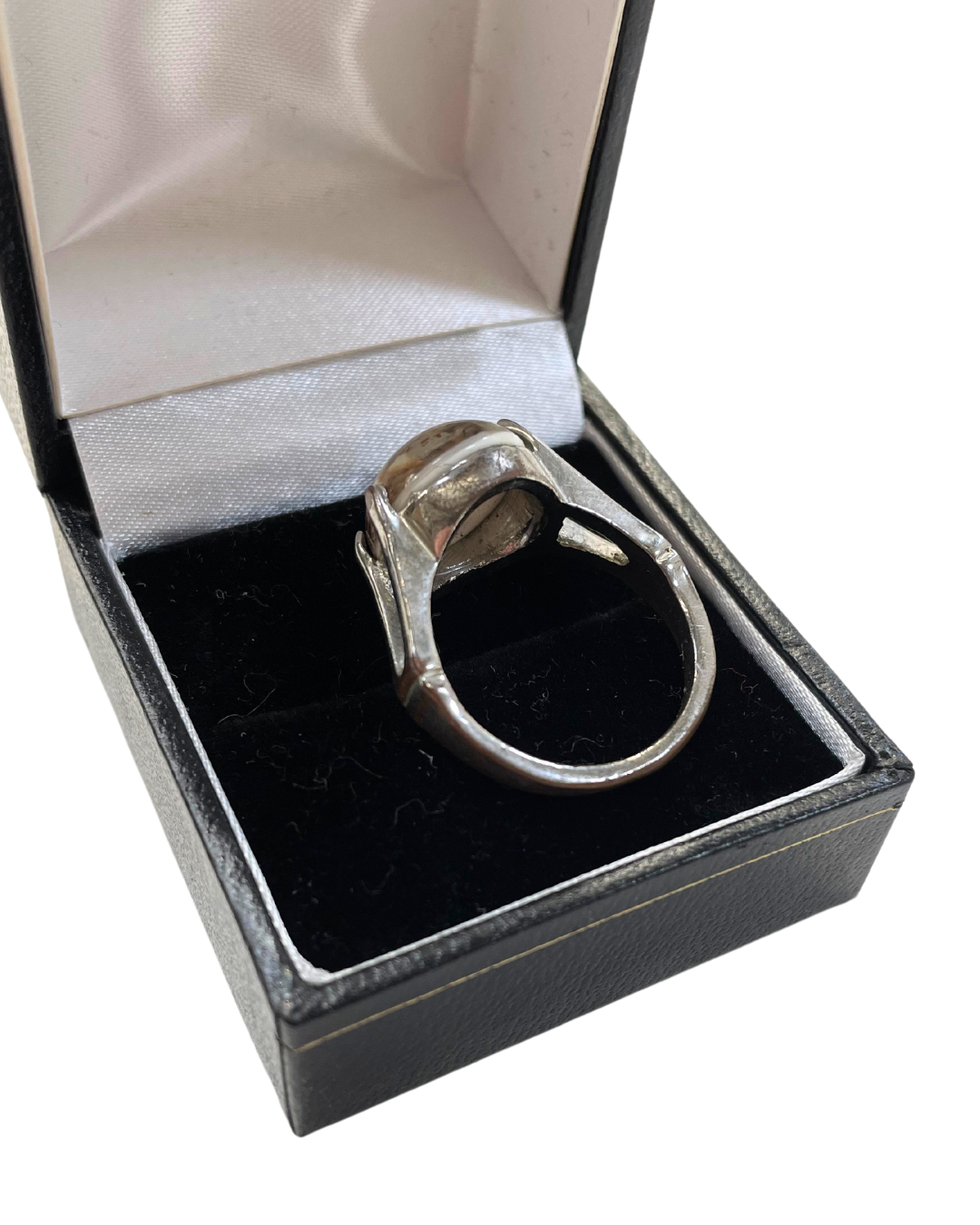 Silver Tone Pearlescent Ring