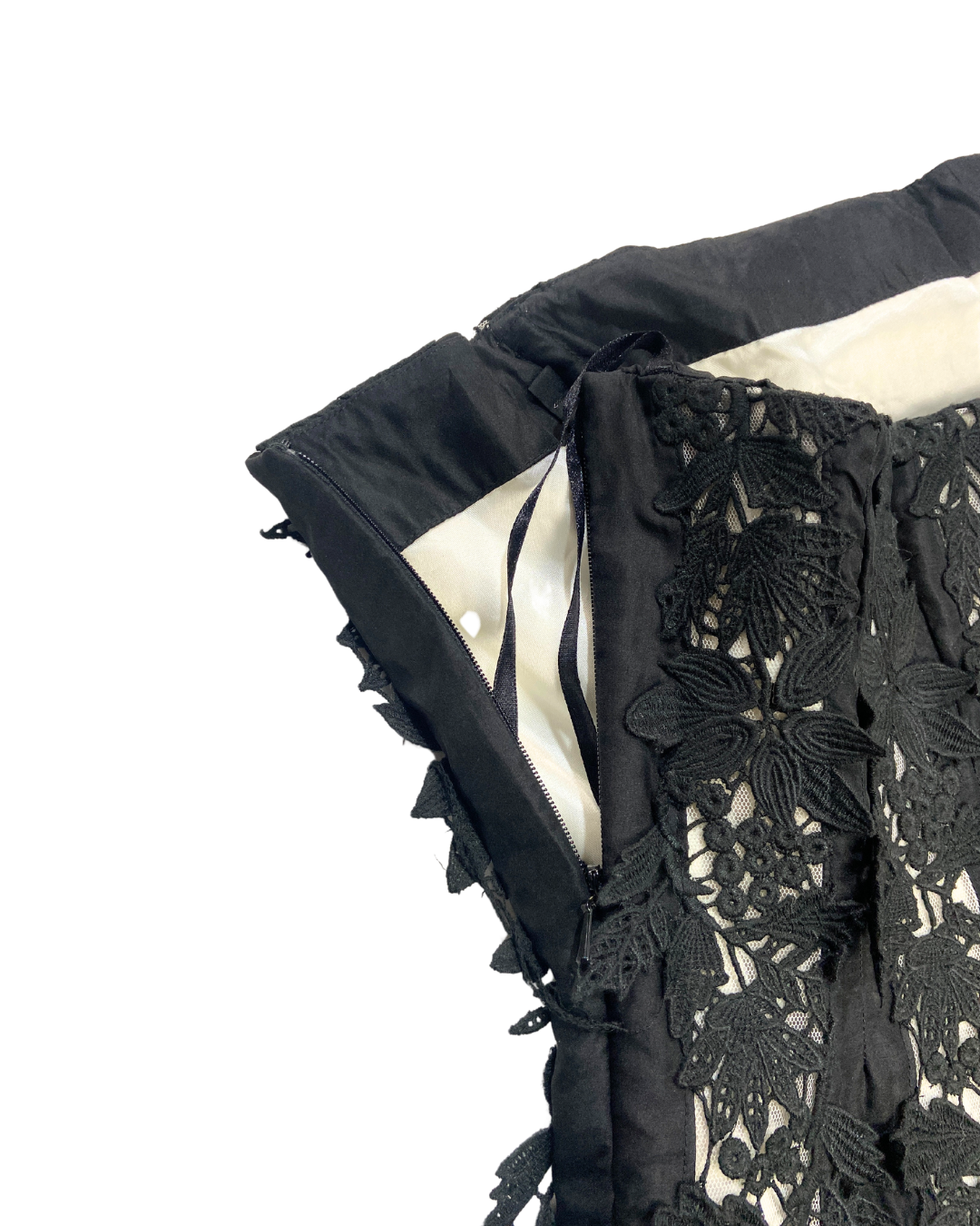 second hand Coast Coast Elegant Strapless Black Lace Dress 25 OWNI