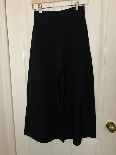 Preloved Cropped Trousers with Stitch Details