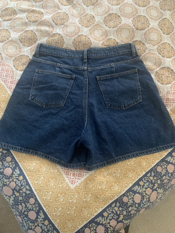 Preloved Yetta Denim Shorts Size 14