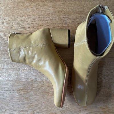 Preloved Beia Boot