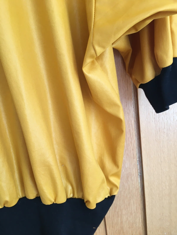 Preloved Retro 1980 top