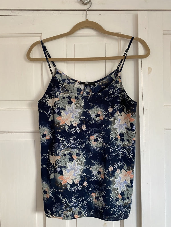 Preloved Patterned strap top