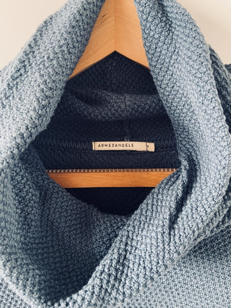Preloved Blue textured roll/cowl neck jumper