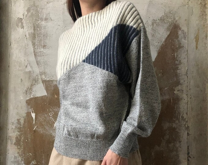 Preloved 80s vintage white grey angora mix geometric retro batwing sweater jumper