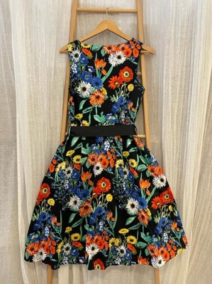 Preloved Black A line Floral Dress with black waist belt and lining