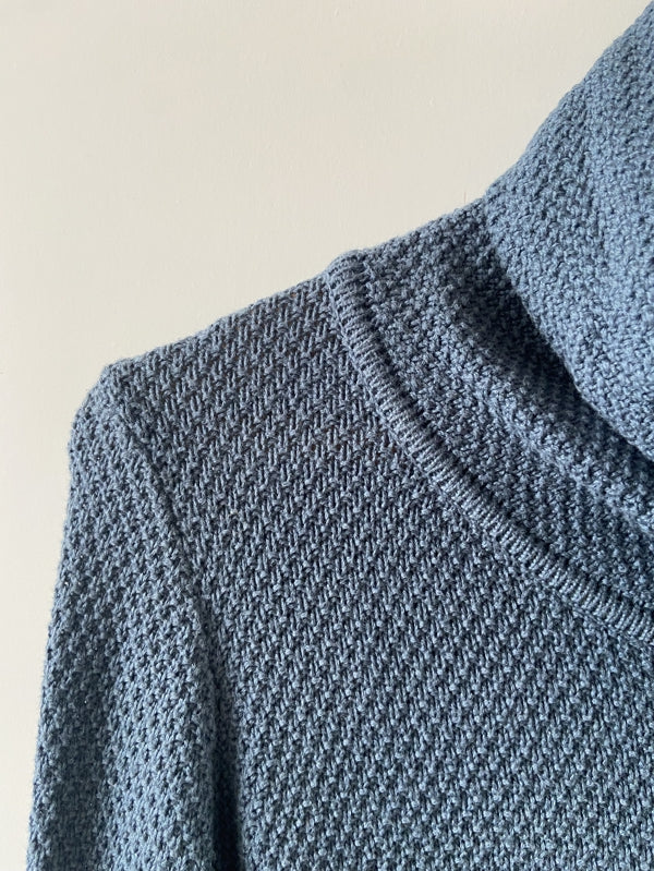 Preloved Blue textured roll/cowl neck jumper