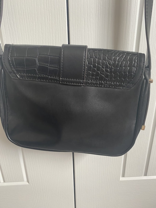 Preloved Shoulder handbag