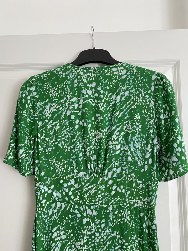 Preloved Nobody’s Child Green Alexa Midi Dress