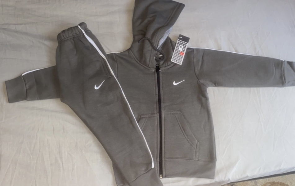 Preloved Kids tracksuits