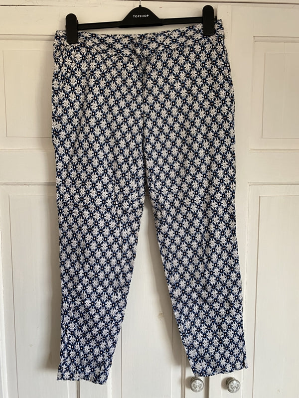 Preloved Patterned trousers