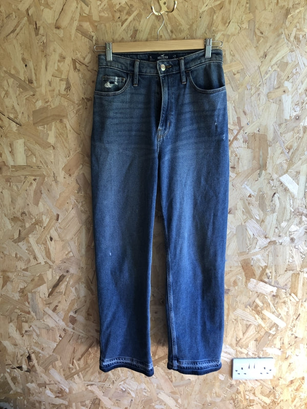 Preloved Hollister Ultra High-Rise Dad Jean