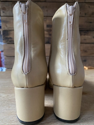 Preloved Beia Boot