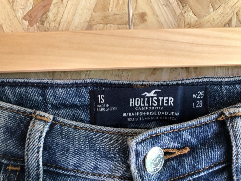 Preloved Hollister Ultra High-Rise Dad Jean