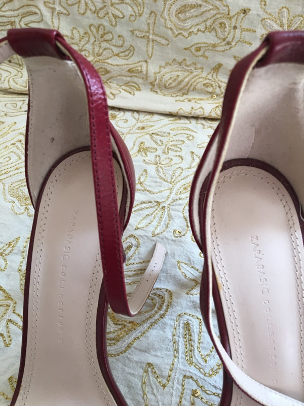 Preloved High heel sandal
