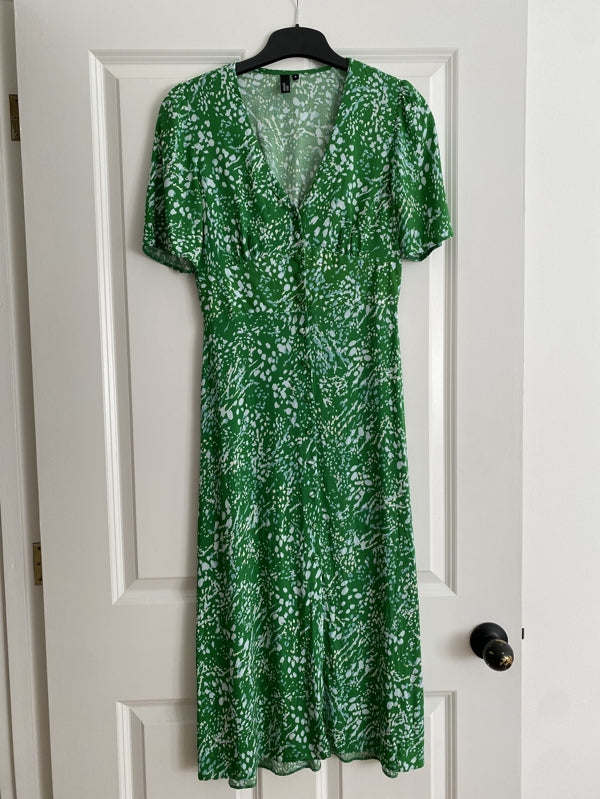 Preloved Nobody’s Child Green Alexa Midi Dress