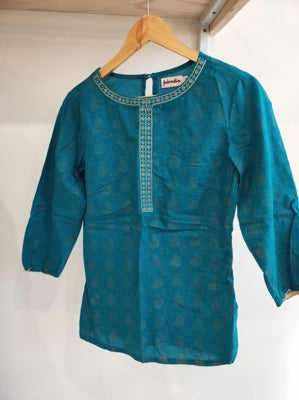 Preloved Teal 3/4 length sleeve top with Gold detailing