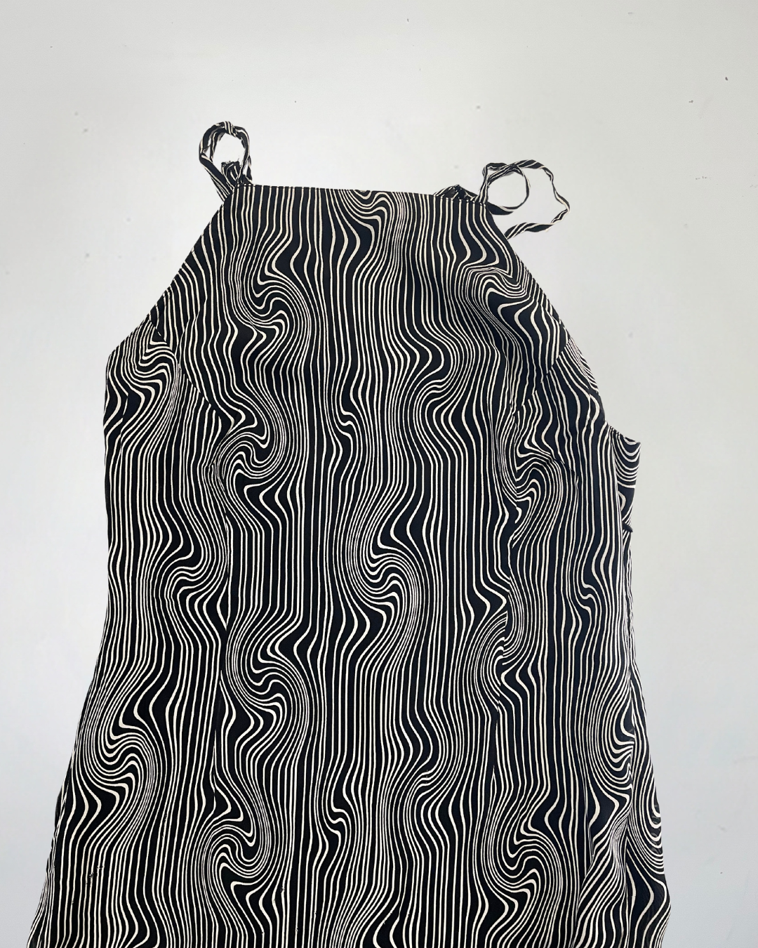 second hand Modesta Sleeveless Black and White Stripe Dress in Size M-L 15 OWNI