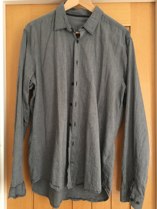 Preloved Organic grey shirt