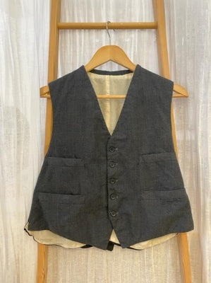Preloved Checked grey waist coat with pockets and silk back