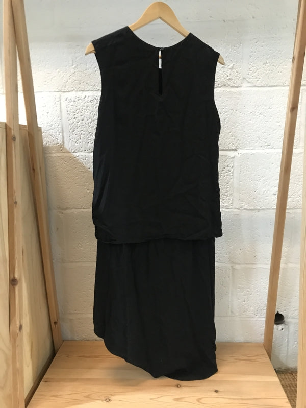 Preloved Black Shift Dress