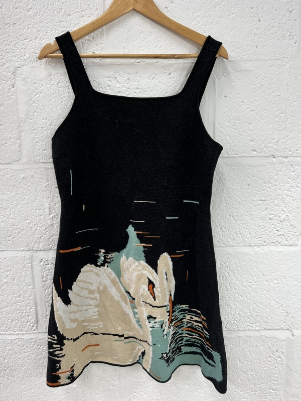 Preloved Knitted Sleeveless Dress with Swan Print in Size 14