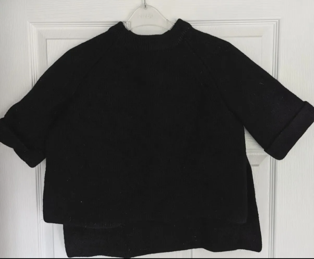 Preloved COS Black Cropped 100% Wool Jumper