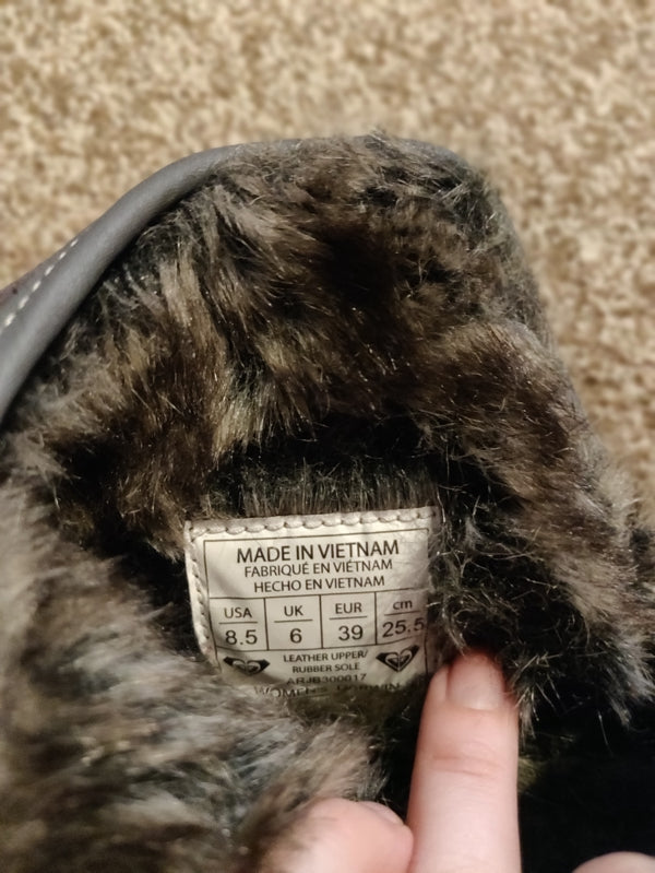 Preloved Roxy snow boots