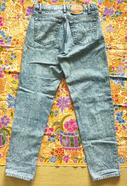 Preloved Vintage Levis 550 Acid Wash Jeans