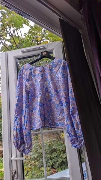 Preloved New Blouson Sleeve Top in Purple Smudged Floral