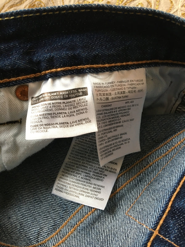 Preloved Levi jeans