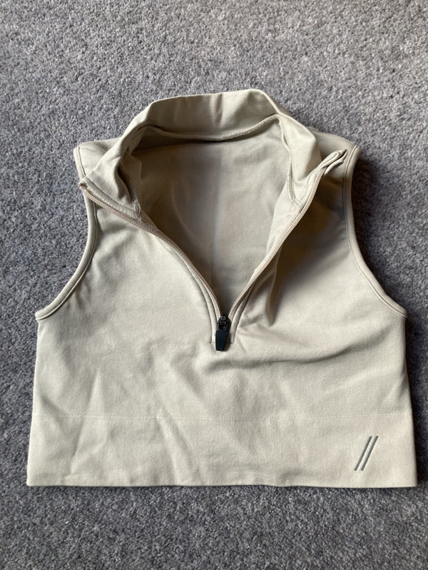 Preloved Half zip sports bra