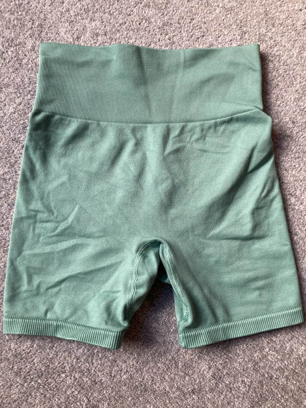 Preloved Bike shorts Tala