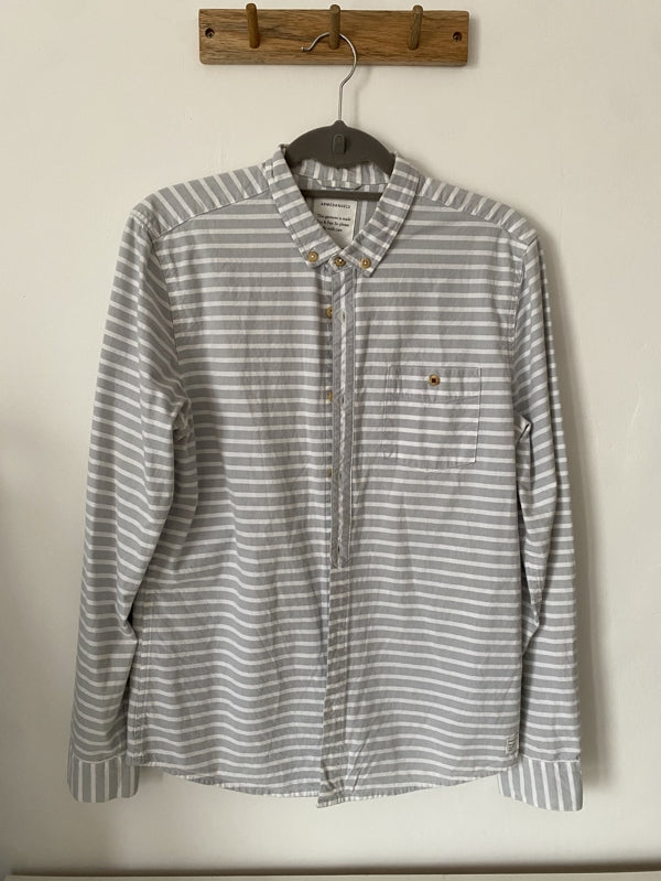 Preloved Armedangels grey shirt