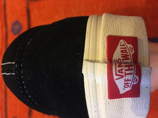 Preloved Pride Trainers