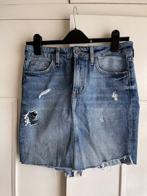 Preloved Distressed denim skirt