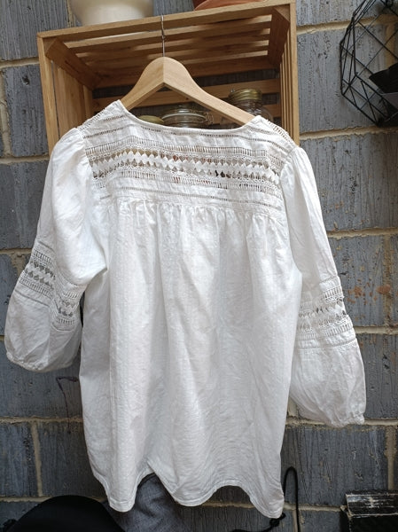 Preloved 100% cotton lace blouse