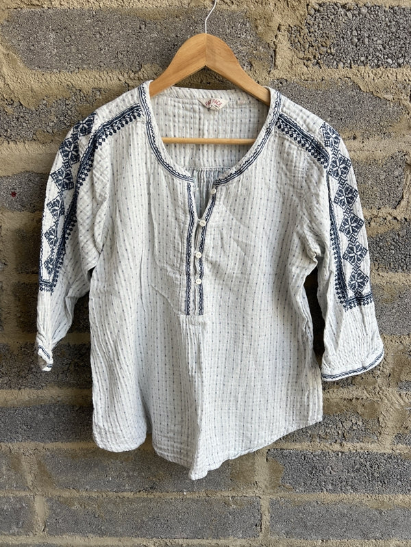 Preloved Embroidered Blouse
