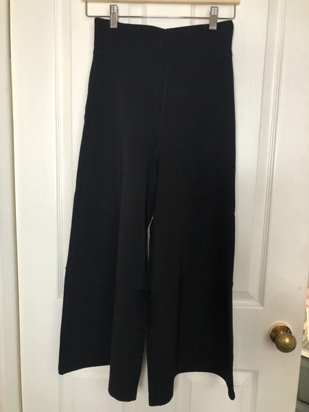 Preloved Cropped Trousers with Stitch Details