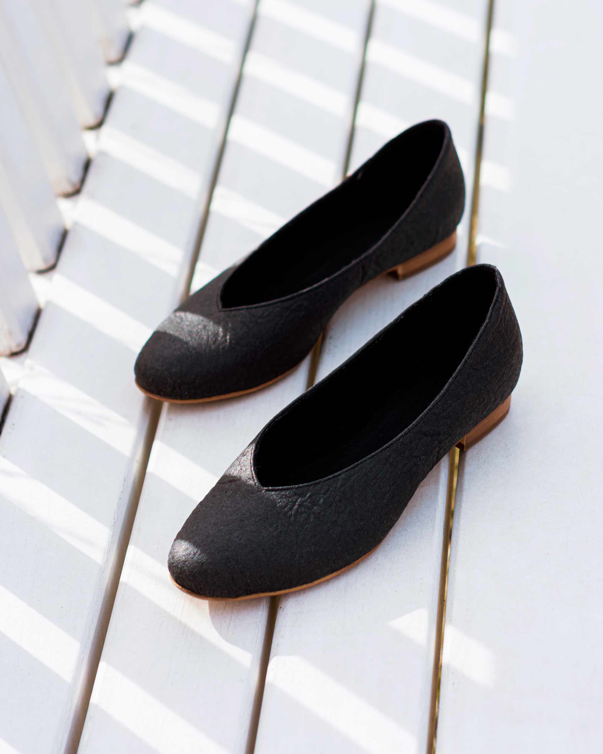 Preloved Pinatex® Vegan Leather Ballerina Pumps | Black