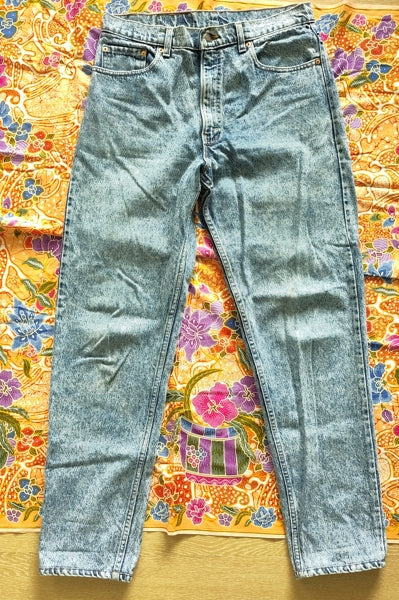Preloved Vintage Levis 550 Acid Wash Jeans