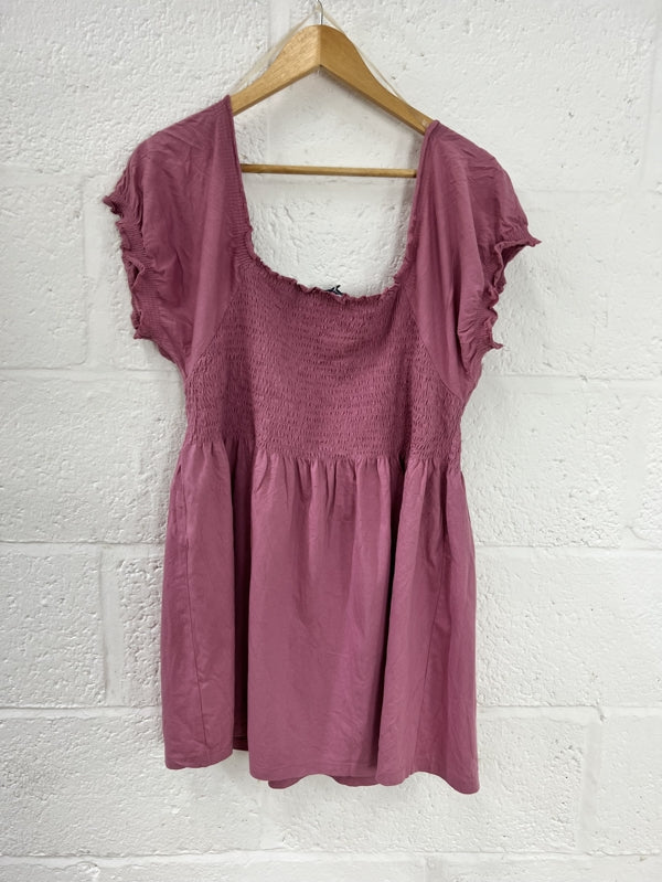 Preloved Dusky Pink Top in Size 20