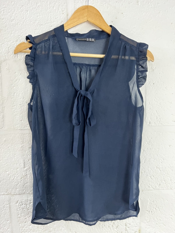 Preloved Chiffon sleeveless blouse