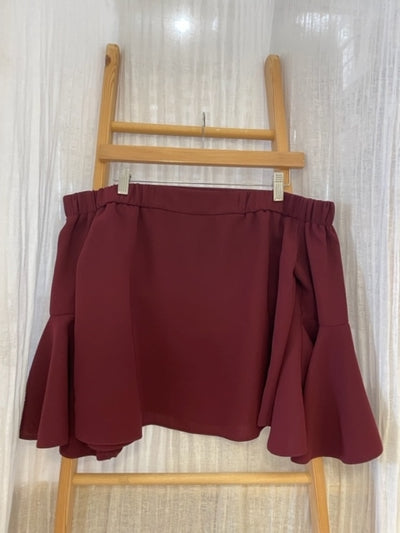 Preloved Off the shoulder maroon bell sleeve top