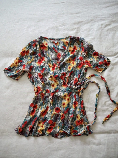 Preloved Wrap v-neck, printed top