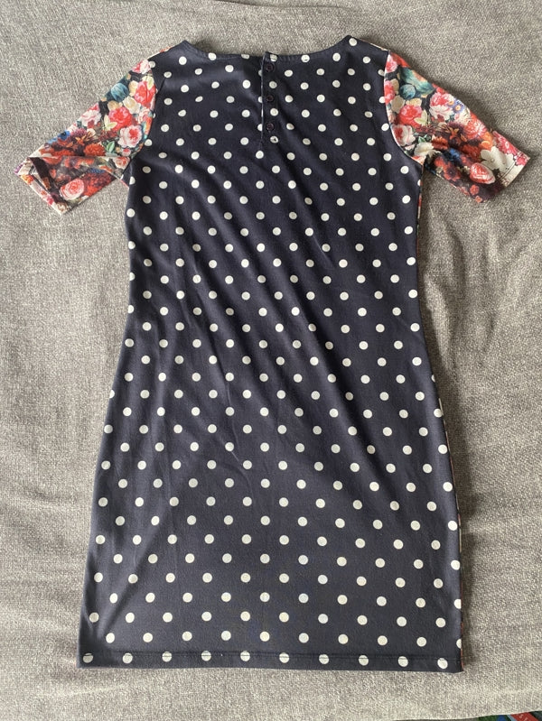 Preloved Floral & Polka-dotted dress