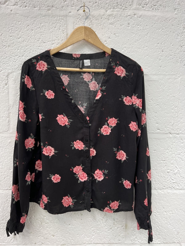 Preloved H&M Black l/s pink print blouse