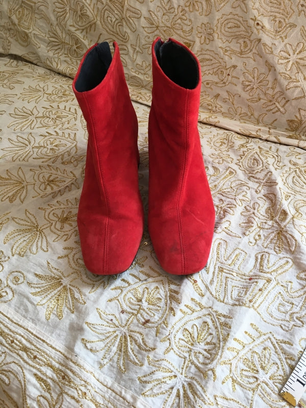 Preloved Red suede ankle boots