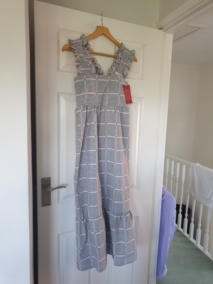Preloved BRAND NEW Maxi Smock Dress Gingham with Hearts