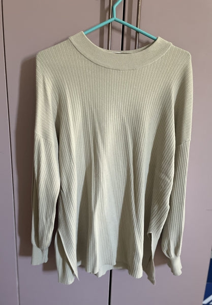 Preloved Light sweater/tunic top
